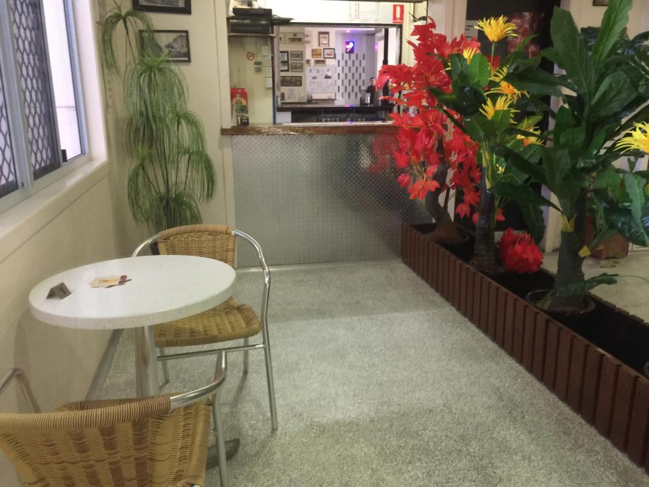 Granville Tavern And Motel Мэриборо Экстерьер фото