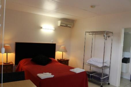 Granville Tavern And Motel Мэриборо Экстерьер фото